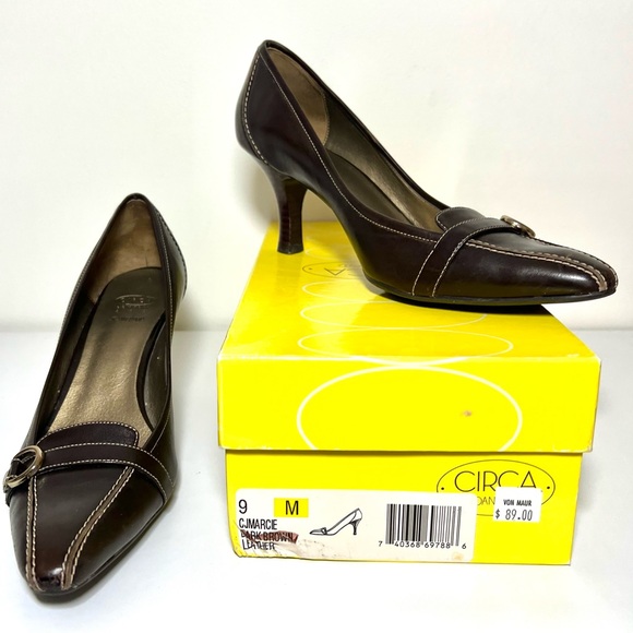 Joan & David Shoes - Circa Joan & David Dark Brown Leather Loafer 3” Heel With Gold Buckle Size 9 M